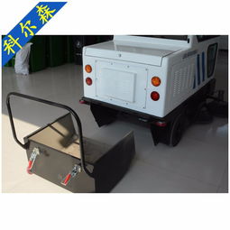高效环保，电瓶式户外洒水吸尘车 全封闭驾驶式小型扫地机的最佳选择